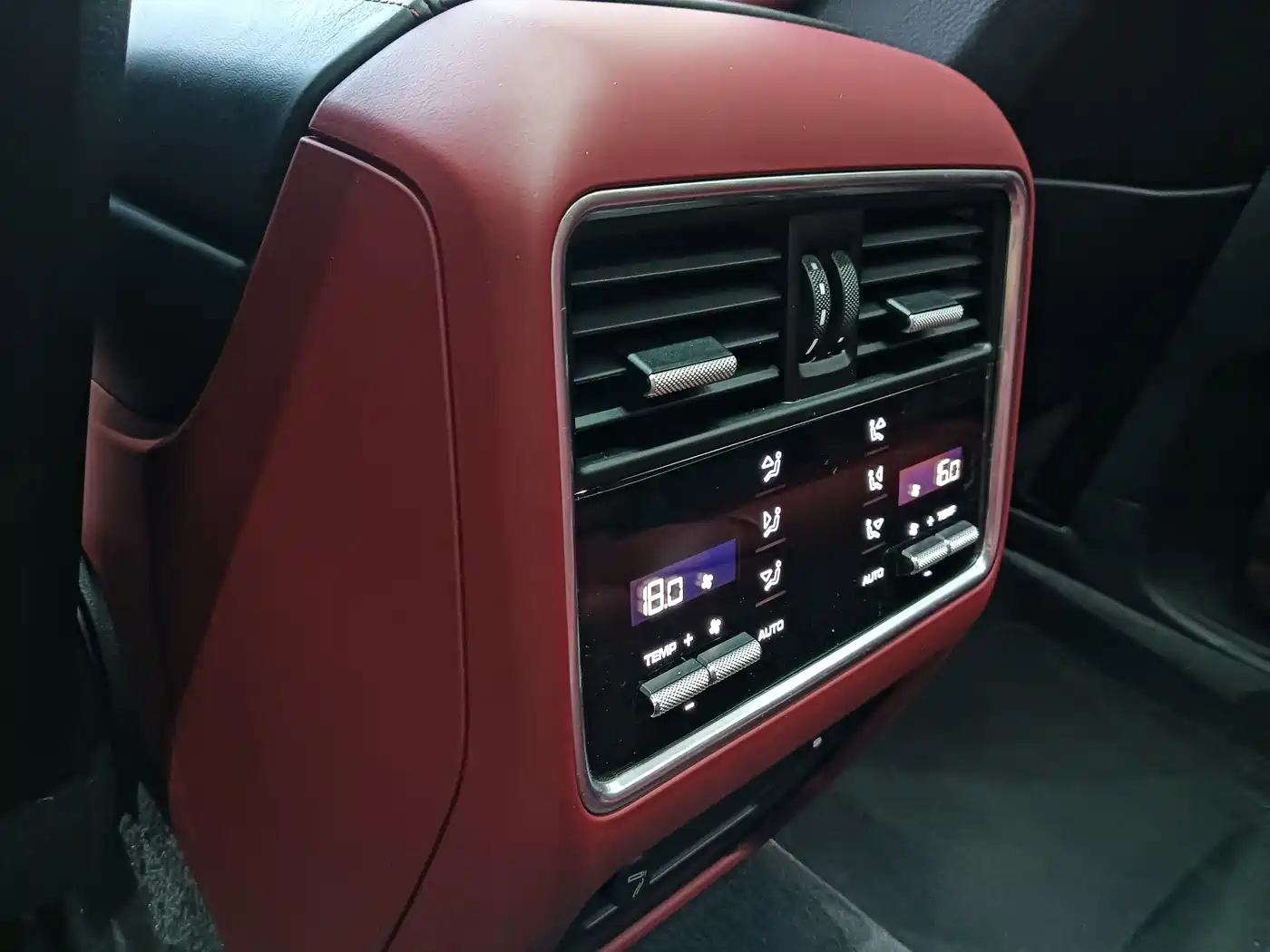 Porsche Cayenne 2019 Cayenne Coupé 3.0T фото 16
