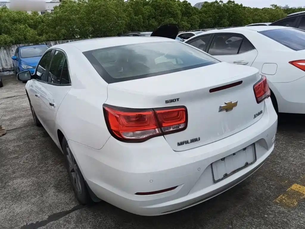 Chevrolet Malibu 2017 1.5T Automatic Luxury Edition фото 5