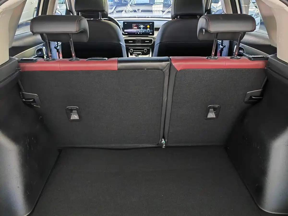 GEELY AUTOMOBILE BINYUE