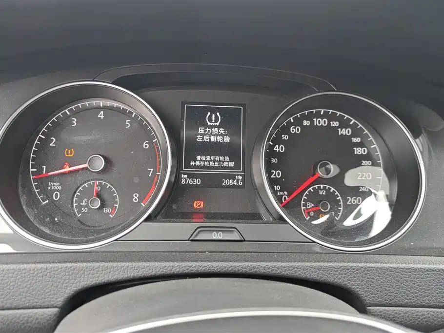 Volkswagen Golf 2018 230TSI Automatic Comfort фото 14