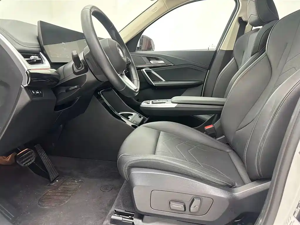 BMW X1 2023 sDrive20Li X Design Package фото 19