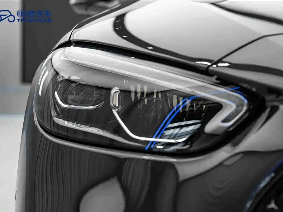 Mercedes-Benz C-Class 2023 Facelift C 260 L Night Sport Edition фото 10