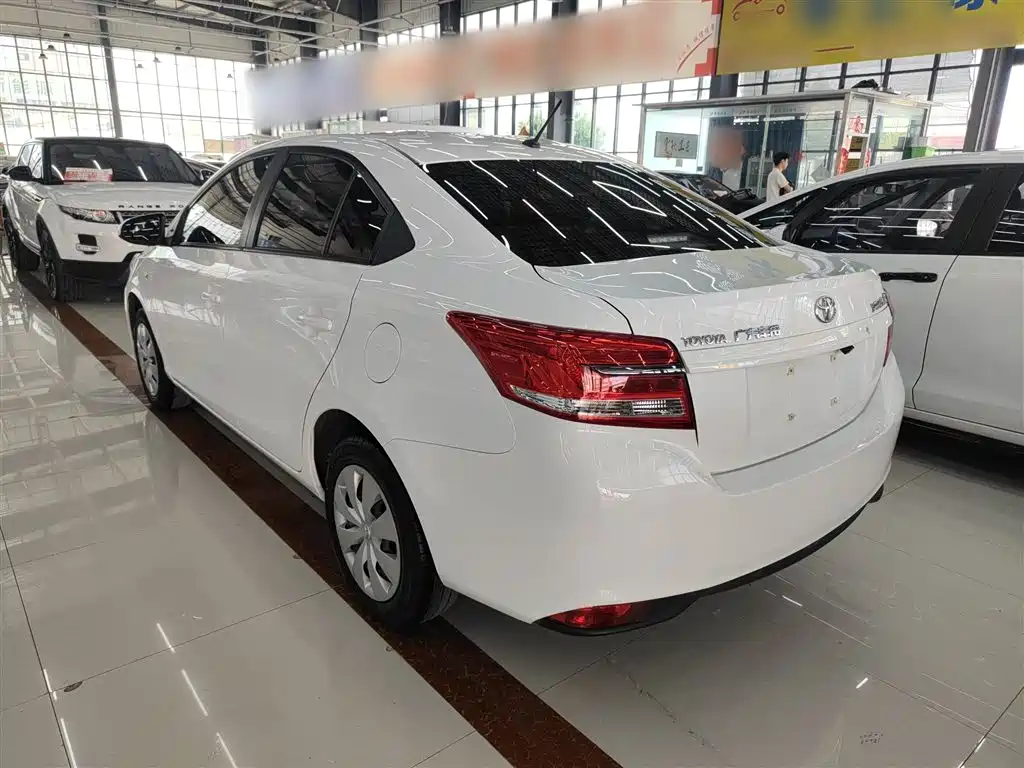 Toyota YARiS L Zhi Xiang 2019 1.5E CVT Charming China VI фото 23