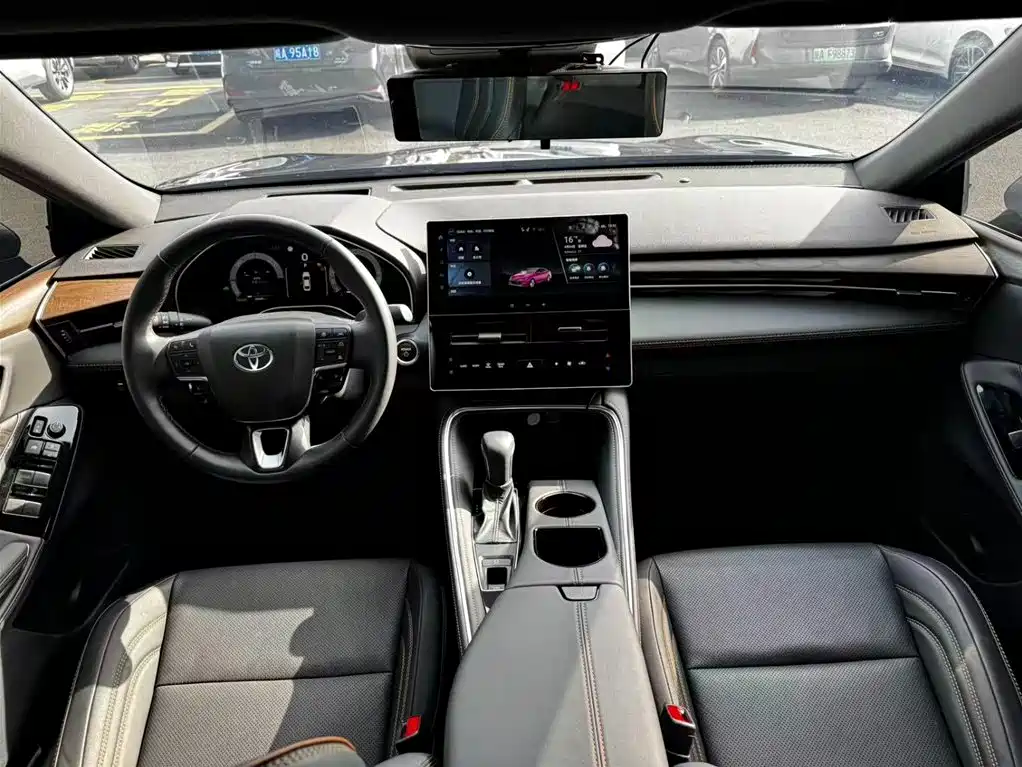 Toyota Avalon 2024 Model Hybrid 2.0L Prestige Edition фото 6