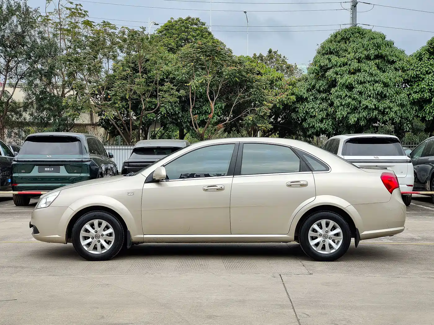 Buick Excelle 2013 1.5L Automatic Classic фото 4