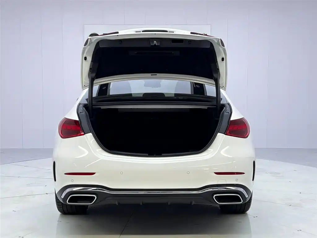 Mercedes-Benz C-Class 2024 C 260 L Sport фото 9