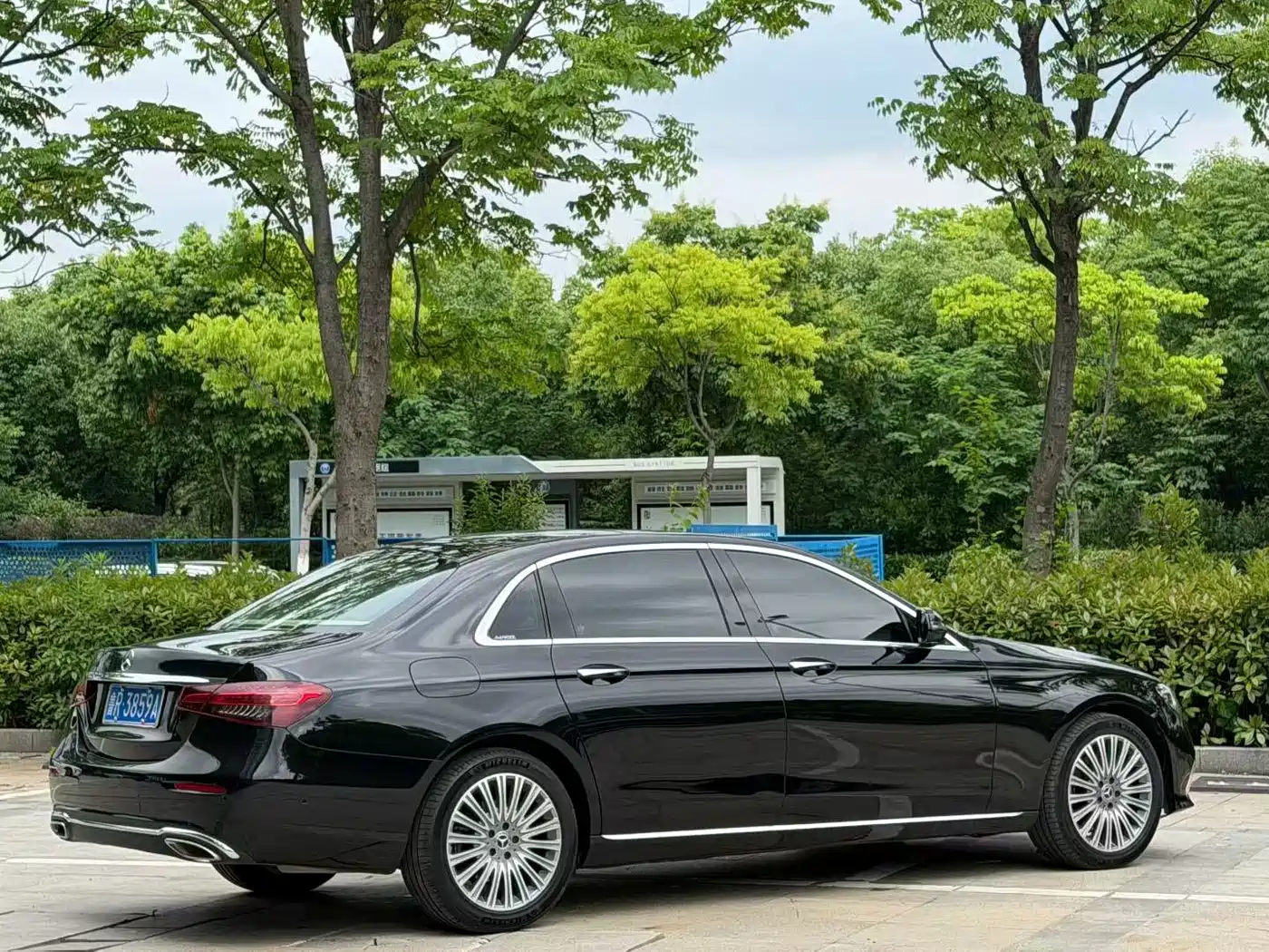 Mercedes-Benz E-Class 2021 E 300 L Premium фото 5