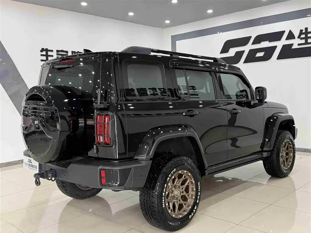 Tank 300 2024 2.0T Explorer фото 4