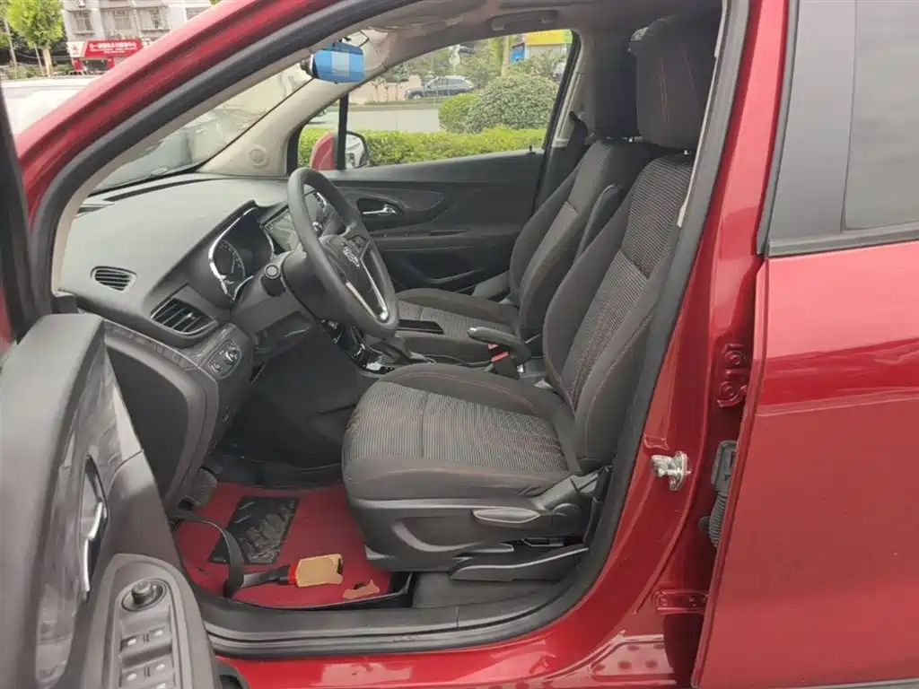 Buick Encore 2016 18T Automatic 2WD Urban Leading фото 15