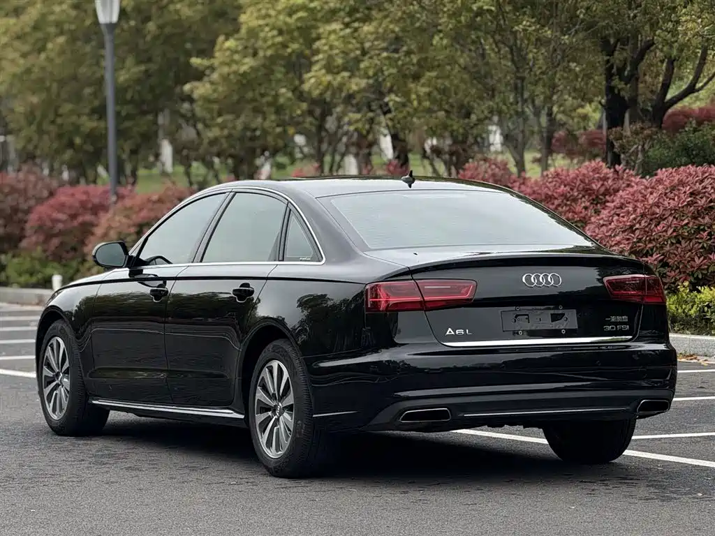 Audi A6L 2017 30 FSI Comfort фото 13