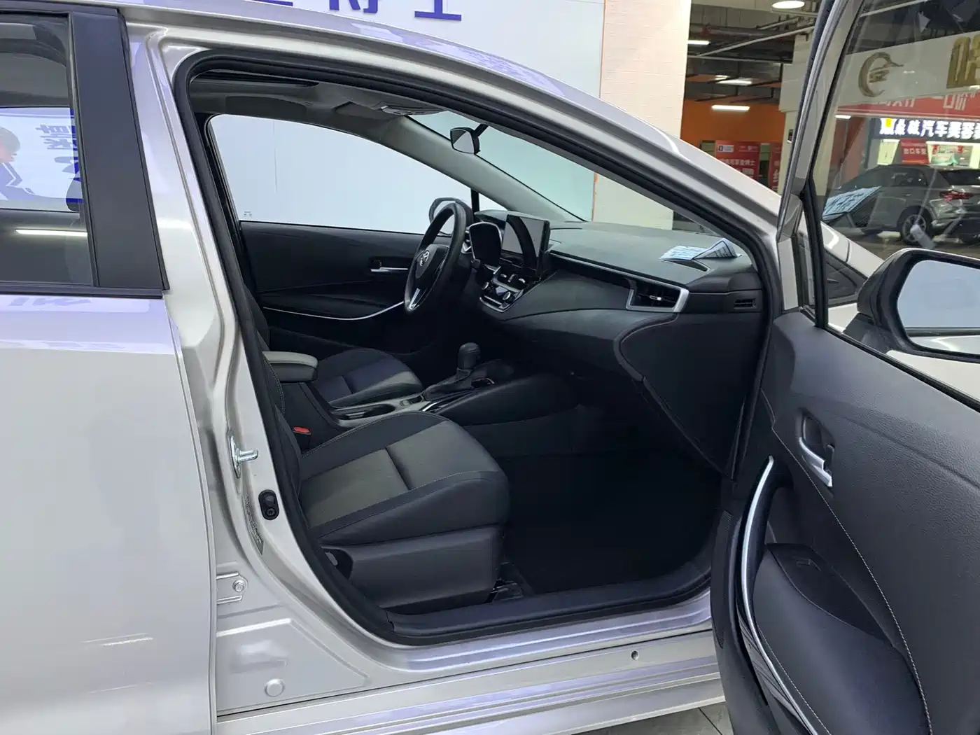 Toyota Levin 2023 Smart Hybrid 1.8L Sport Edition фото 17