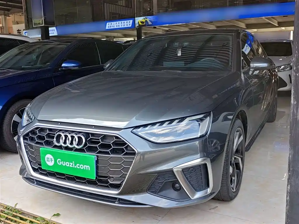 Audi A4L 2021 40 TFSI Premium Life Edition