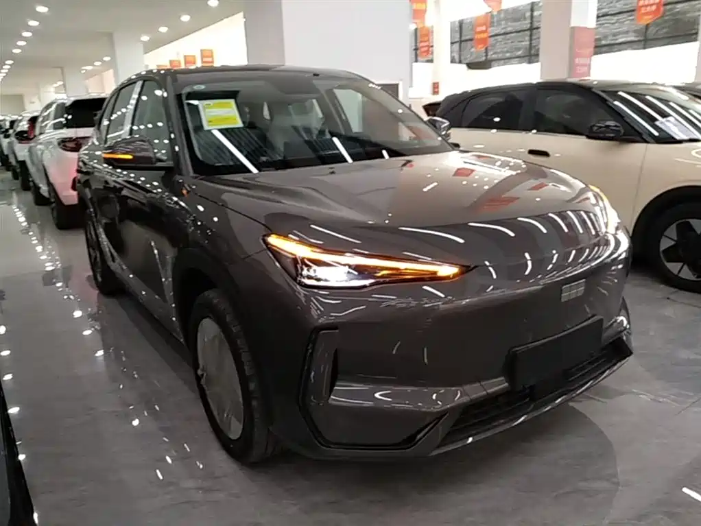 Geely Galaxy Galaxy E5 2026 530km Voyager Edition фото 4