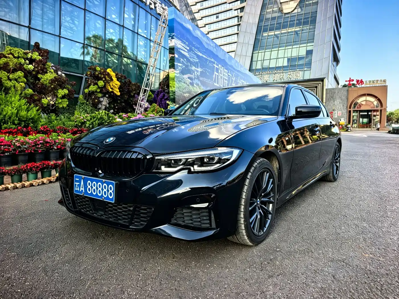 BMW 3 Series 2021 330Li xDrive M Sport Night Edition