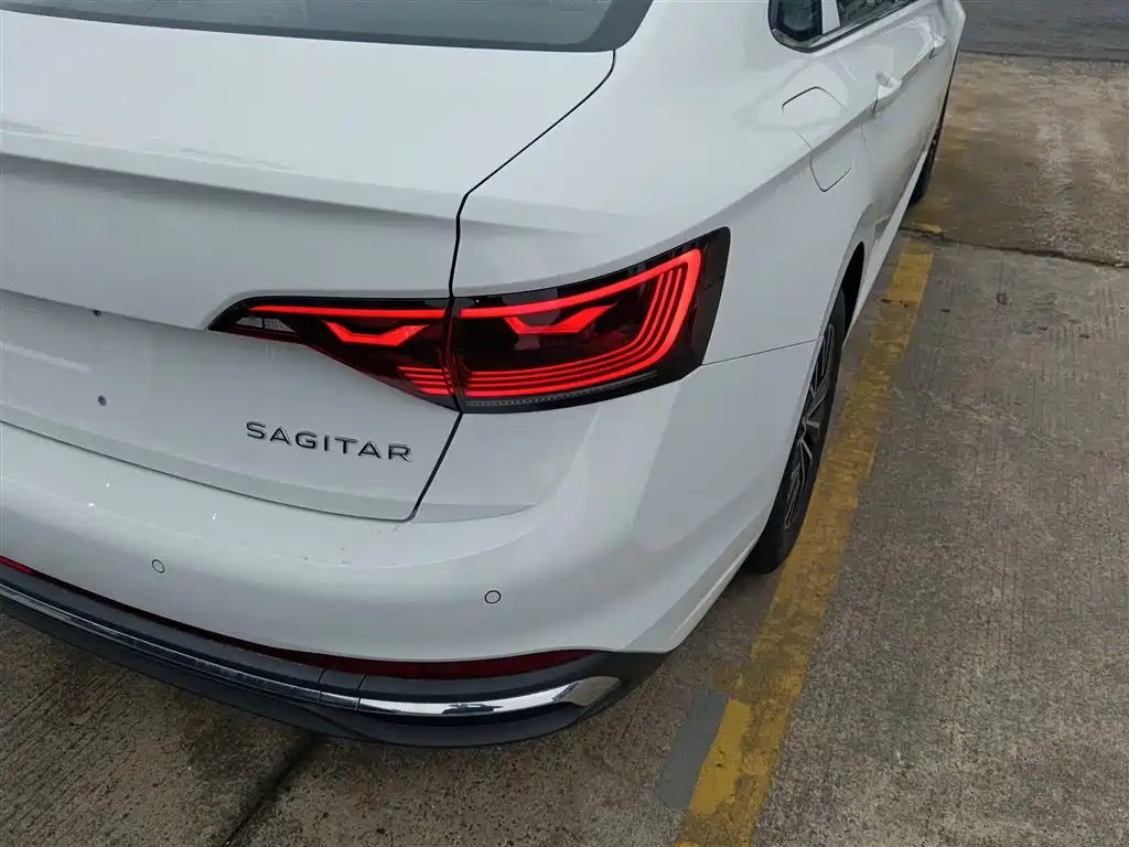 Volkswagen Sagitar 2025 Model Year Facelift 200TSI DSG Soaring Edition фото 8