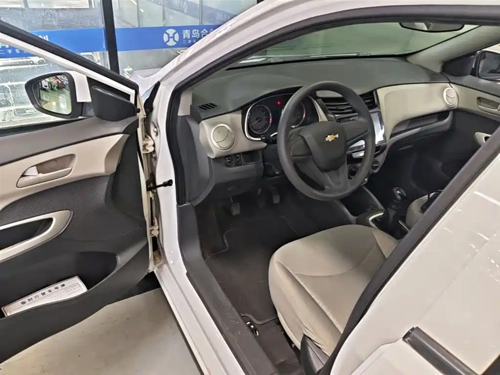 Chevrolet Sail 2016 Sail 3 1.3L Manual Comfort Sunroof Edition фото 16