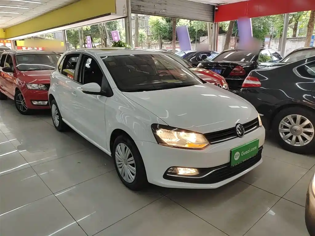 Volkswagen Polo 2016 1.6L Automatic Comfort фото 4