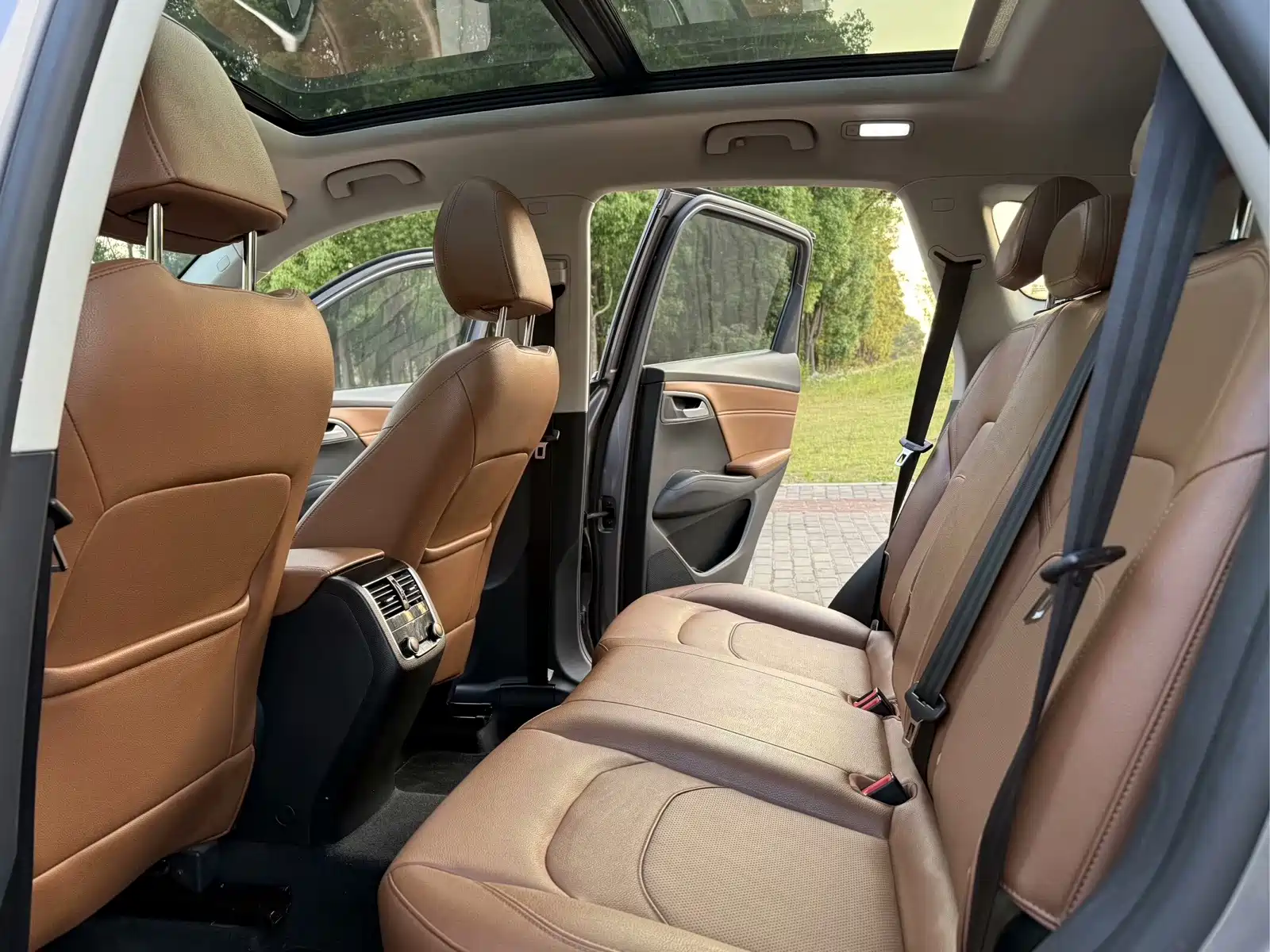 Фото 9 - Borgward BX7