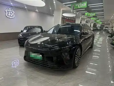NIO ET7