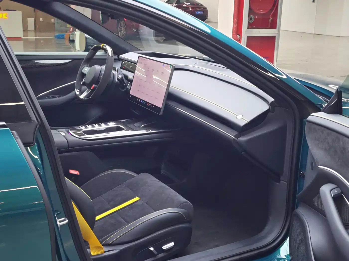 XIAOMI CAR XIAOMI SU7 ULTRA