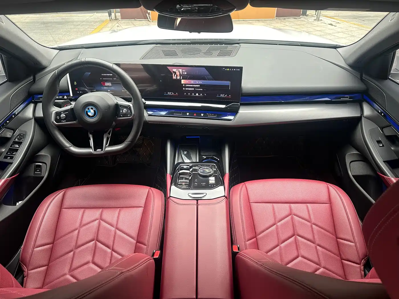 BMW i5 2024 eDrive 35L M Sport Package фото 6