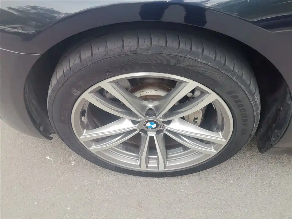 BMW 7 Series 2018 730Li Leading Type M Sport Package фото 23