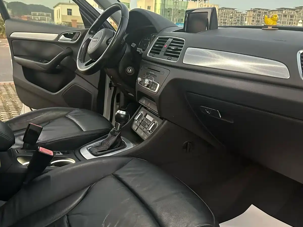 Audi Q3 2013 35 TFSI quattro Comfort фото 7