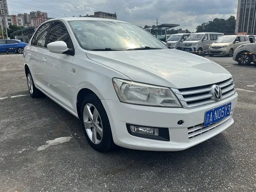 Volkswagen Santana 2015 1.6L Manual Comfort Edition фото 3