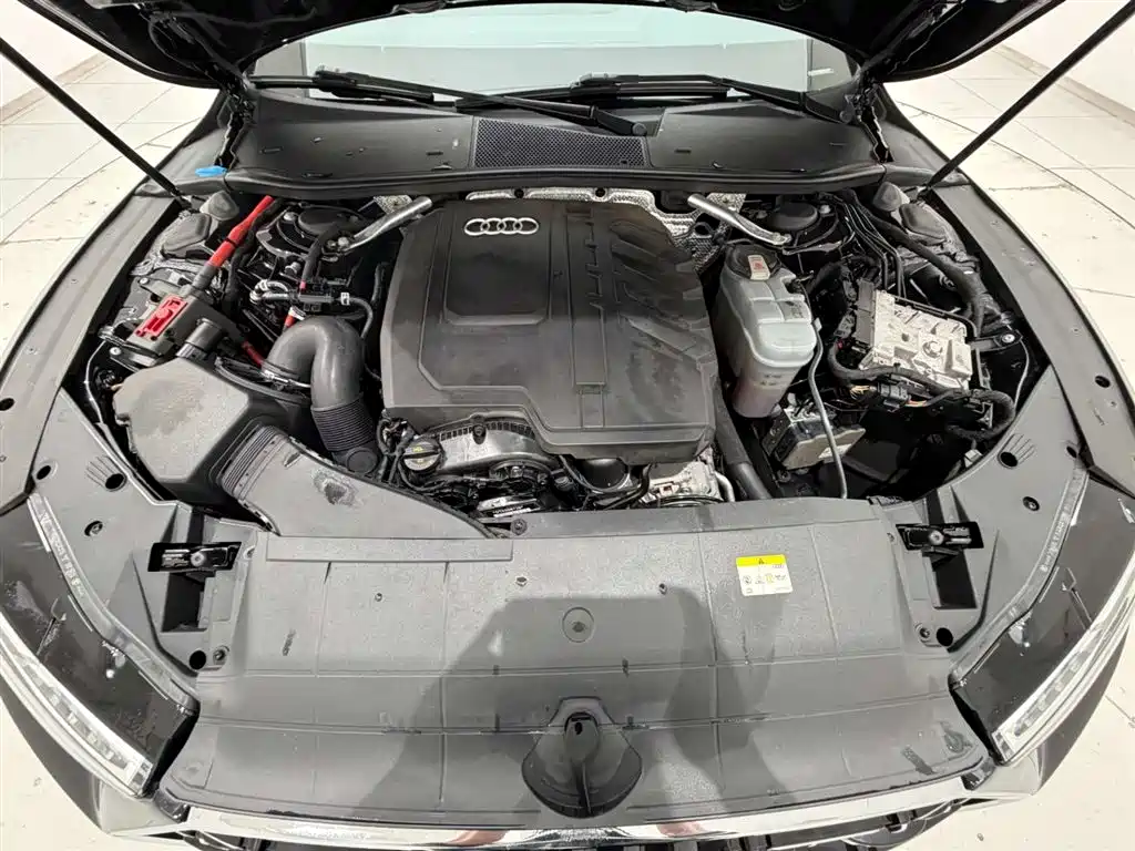 Audi A7L 2022 45 TFSI S-line Future Dream Edition фото 18
