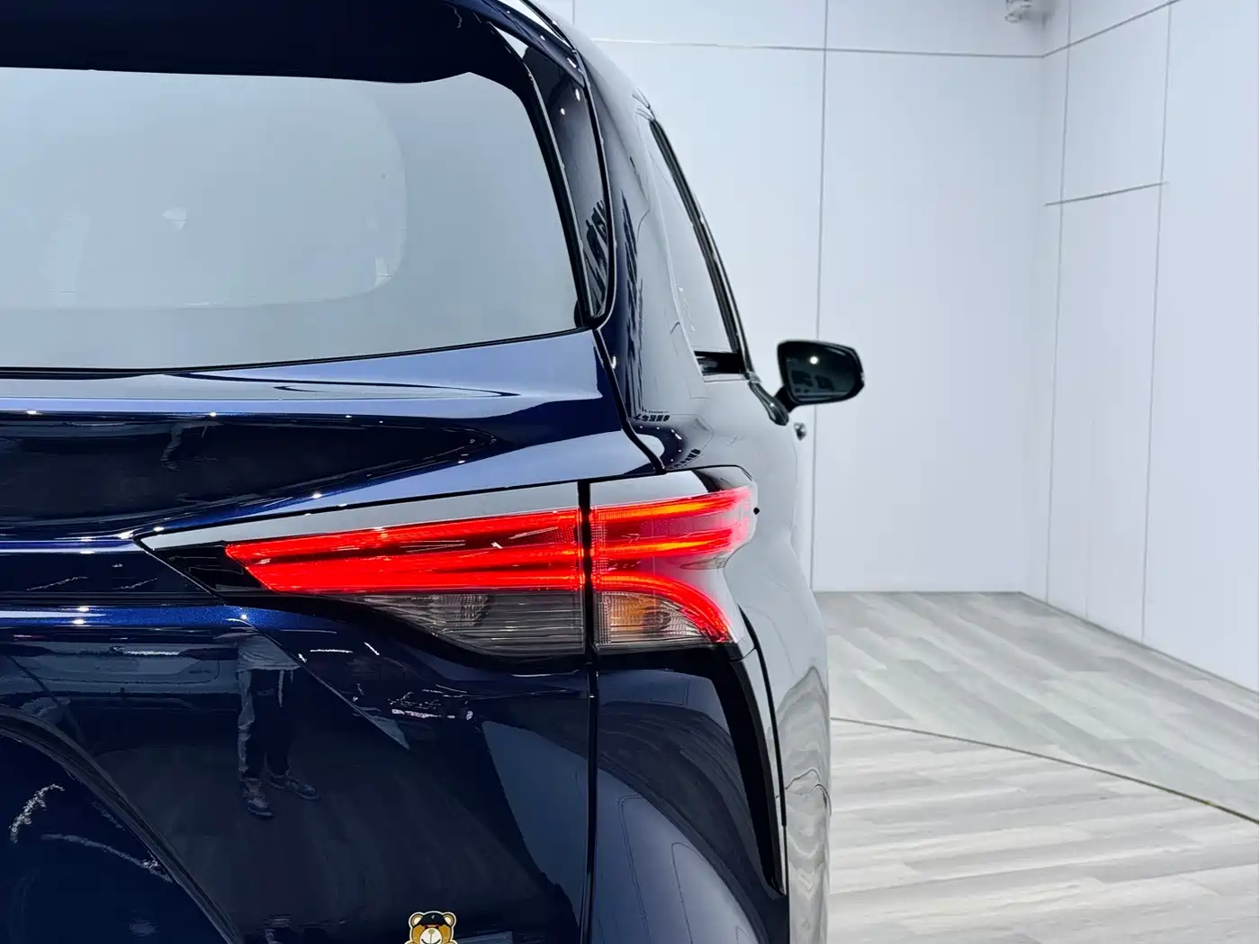 Toyota Sienna 2021 2.5L Hybrid Ultimate Edition фото 30