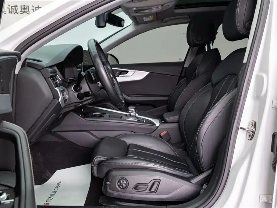 Audi A4L 2022 40 TFSI Luxury Dynamic фото 11