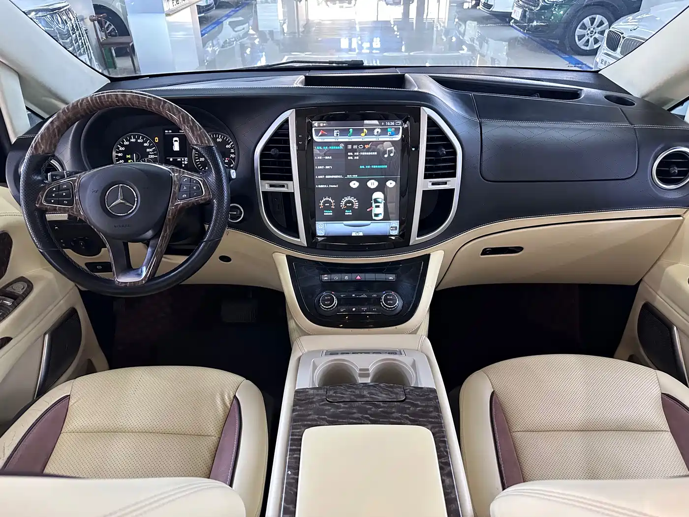 Mercedes-Benz V-Class (Import) 2018 2016 V 250 d AVANTGARDE