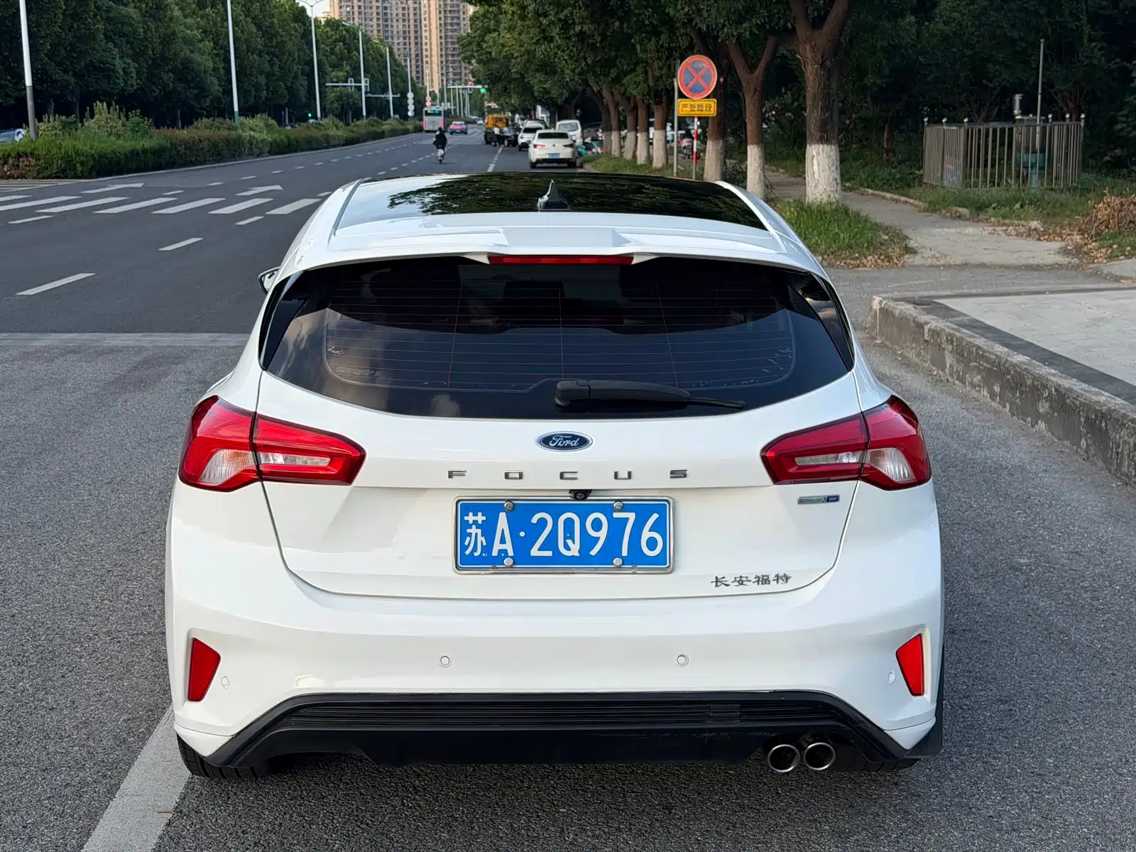 Фото 5 - Ford Focus