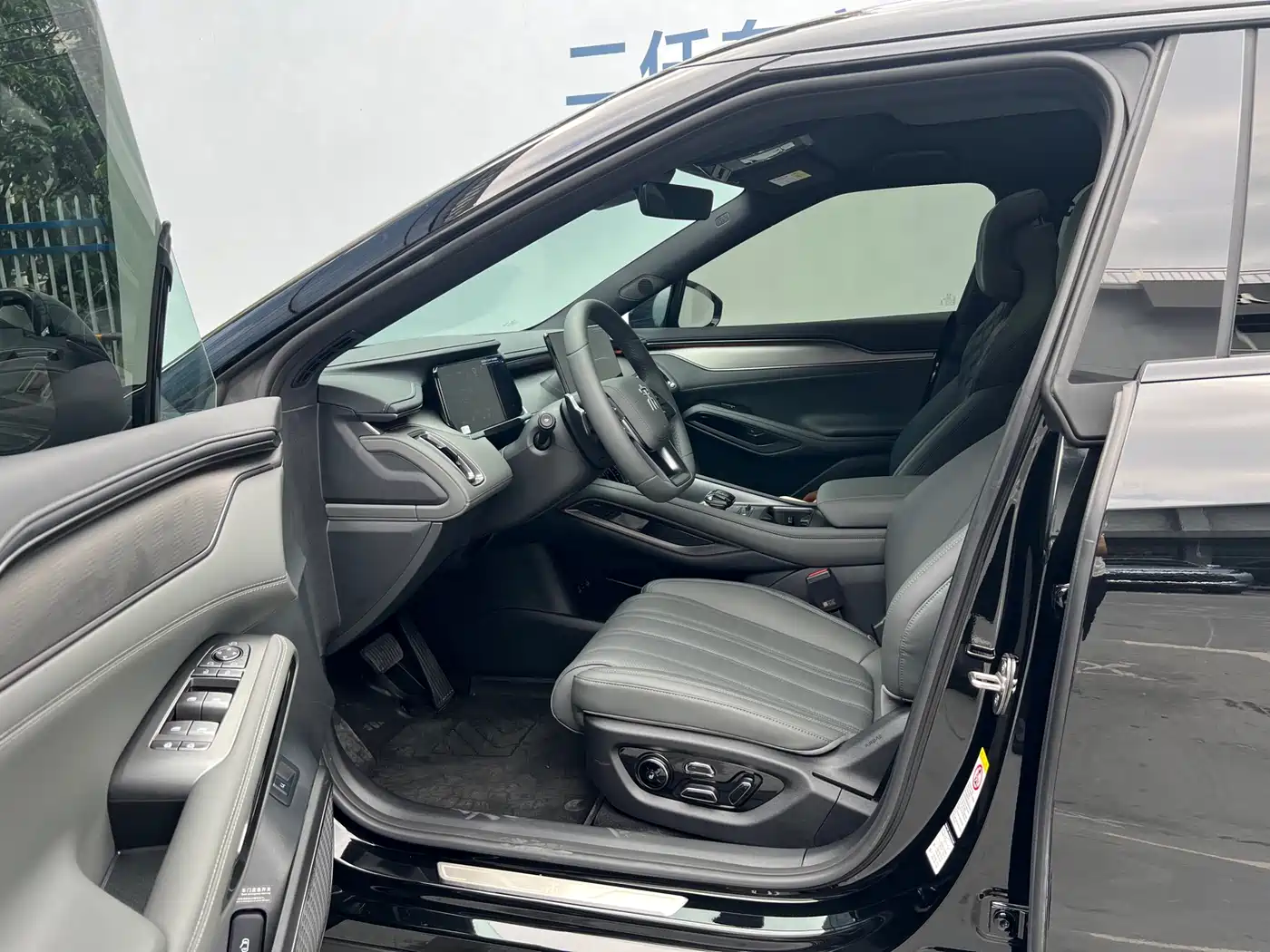 BYD Song L EV 2025 Smart Driving Edition 662km Lidar Excellence фото 7
