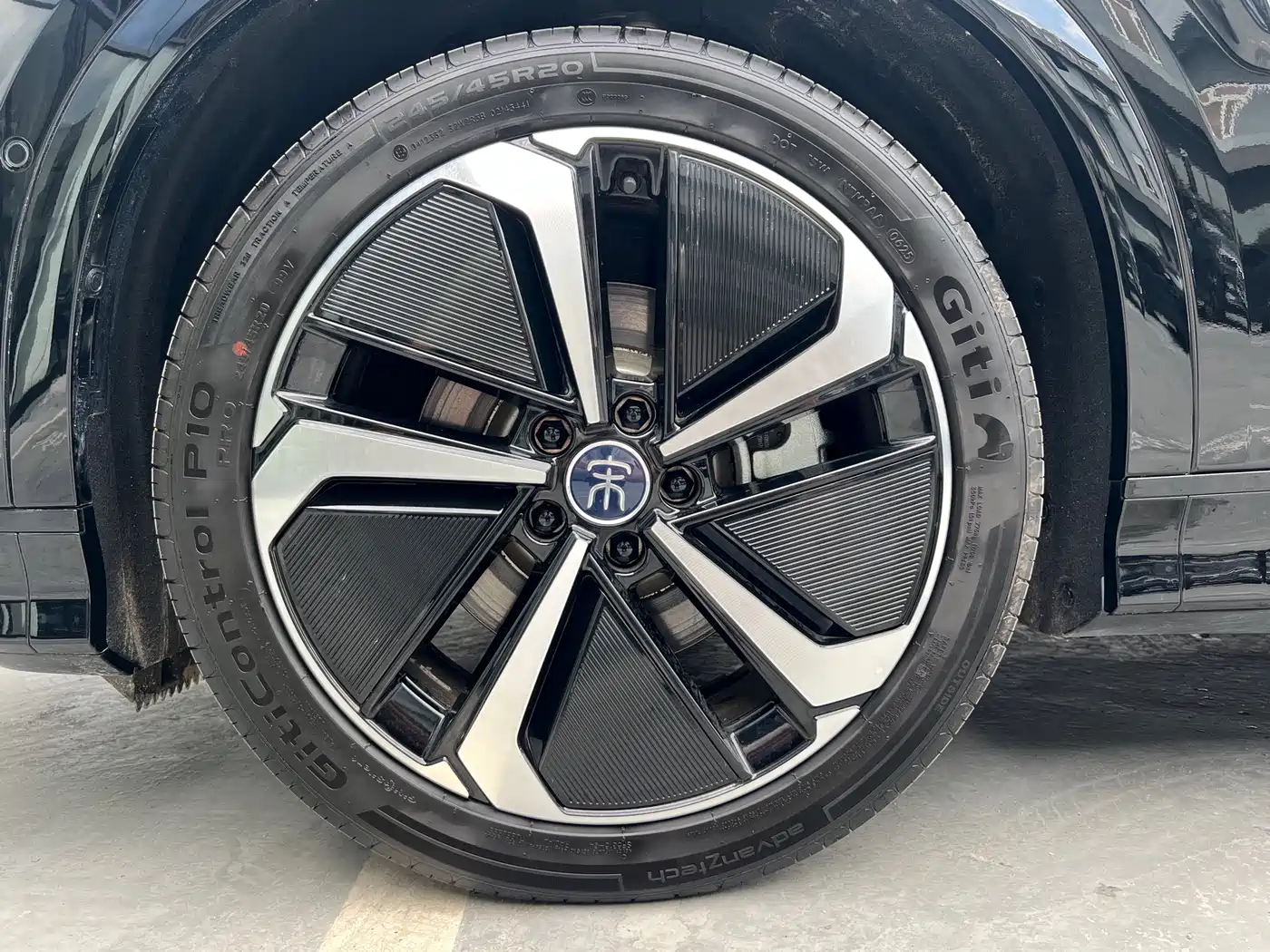 BYD Song L EV 2025 Smart Driving Edition 662km Lidar Excellence фото 19