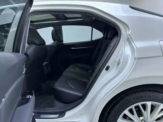 Toyota Camry 2019 Facelift 2.5G Luxury Edition фото 6