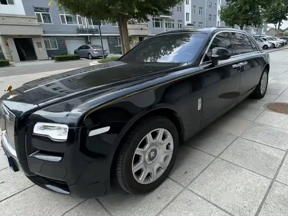 Фото 3 - Rolls-Royce Ghost