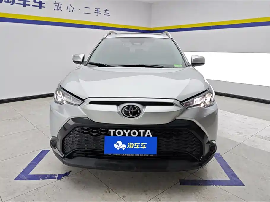 Toyota Frontlander 2023 2.0L CVT Leading Edition фото 2