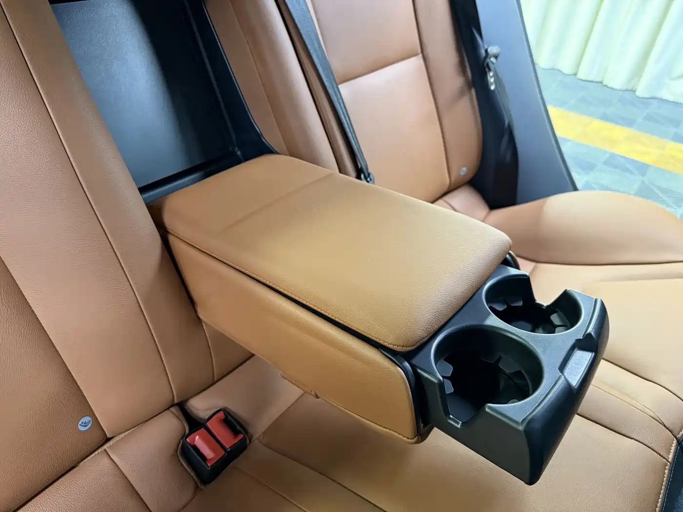 Фото 26 - Volvo S60