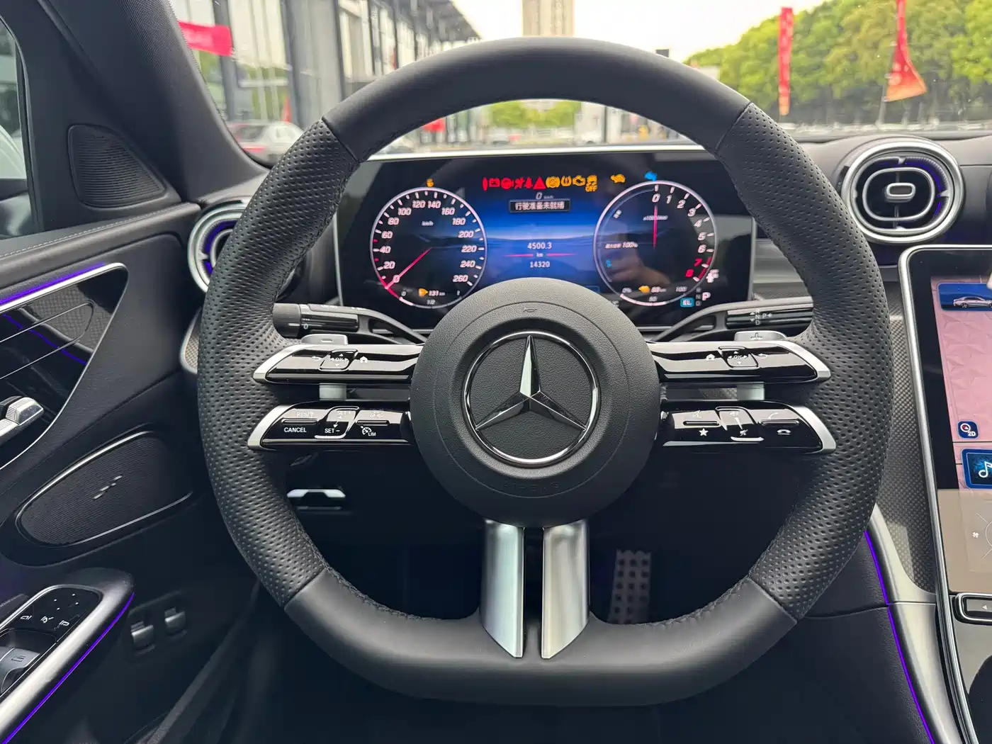 Mercedes-Benz C-Class New Energy 2025 C 350 eL фото 10