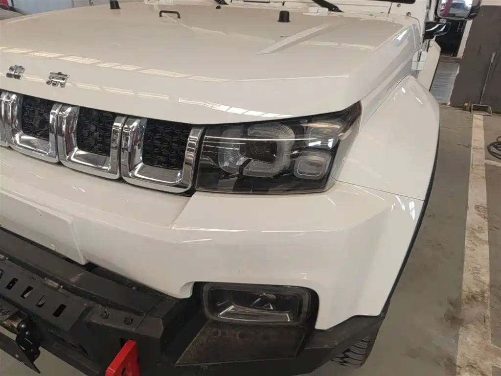 BAIC ORV Beijing Offroad BJ40 2019 PLUS 2.3T Automatic 4WD Luxury Edition China VI фото 18