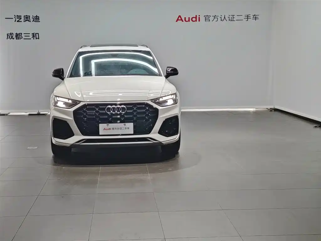 Audi Q5L 2024 Model 40 TFSI Luxury Dynamic фото 2