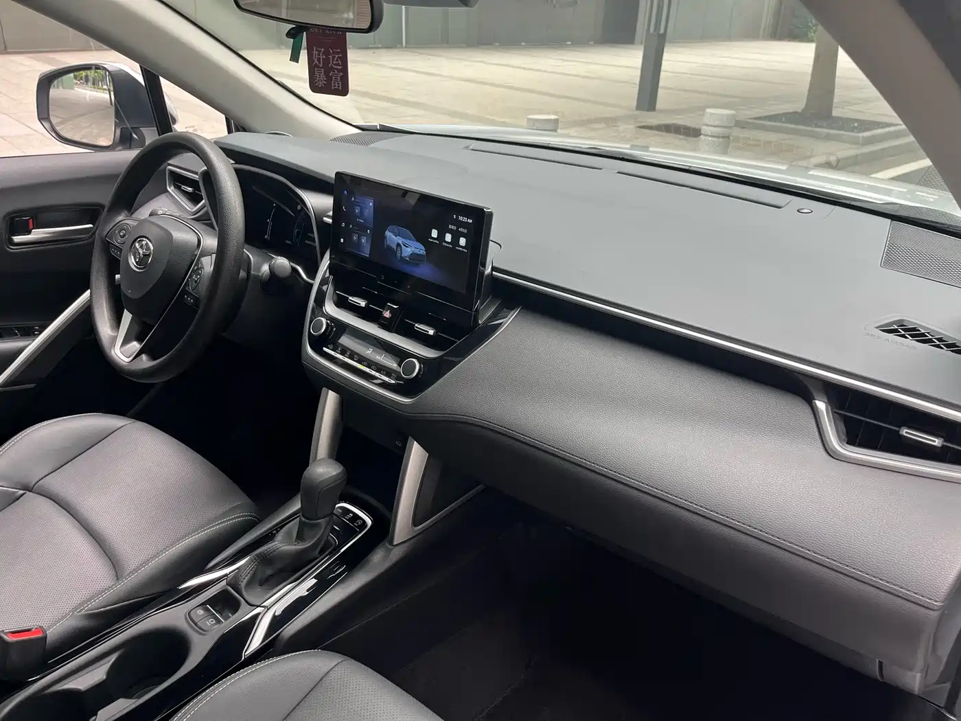 Toyota Frontlander 2023 2.0L CVT Luxury Edition фото 22
