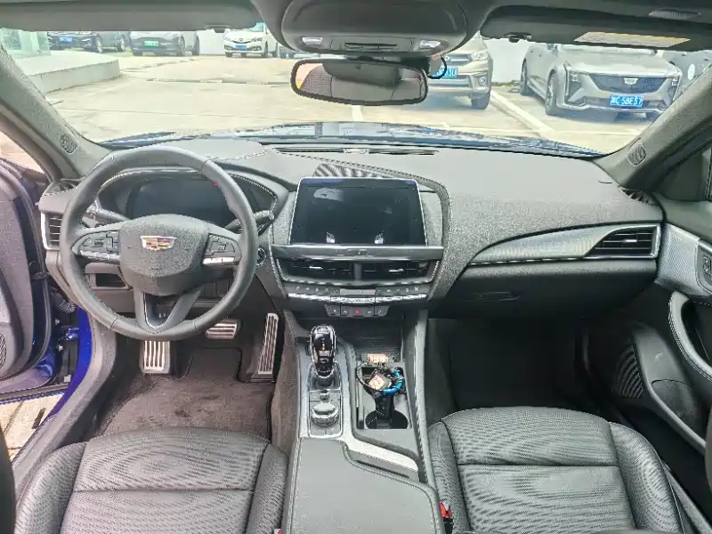 Cadillac CT5 2023 28T Prestige Style фото 7