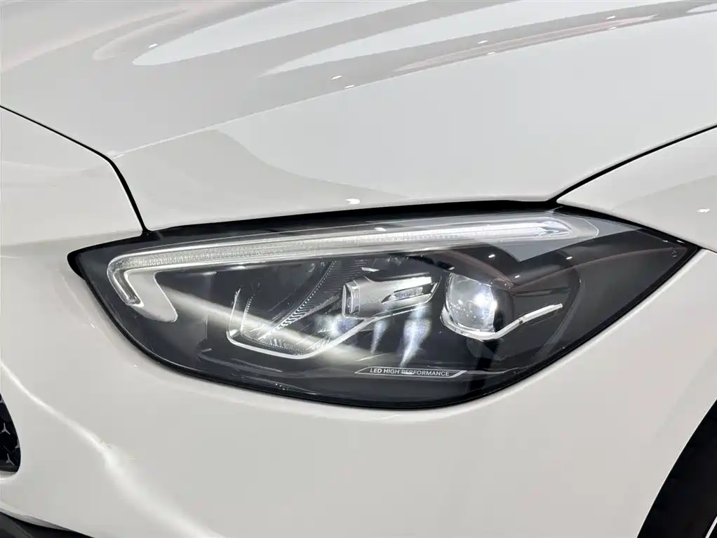 Mercedes-Benz C-Class 2024 Facelift C 260 L Sport фото 19