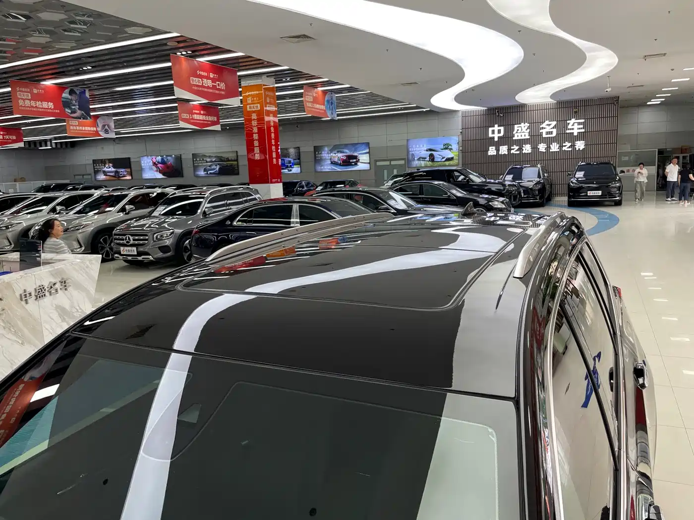Cadillac XT6 2022 2.0T 7-Seater 4WD Luxury Edition фото 25