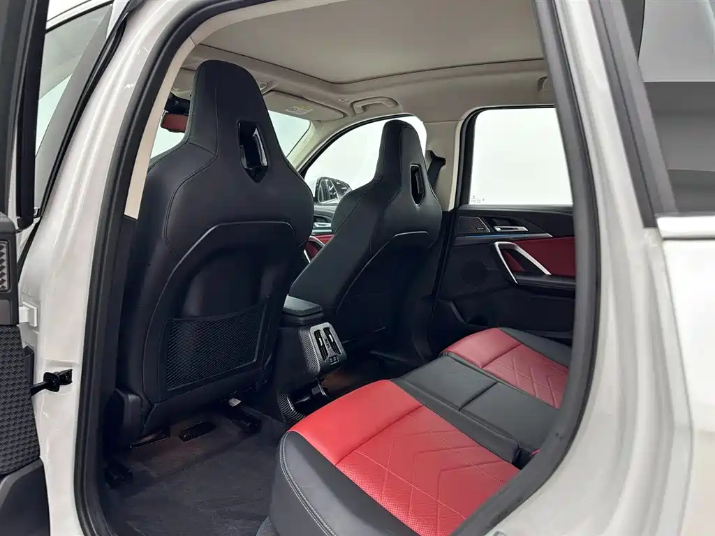 BMW iX1 2023 xDrive30L M Sport Package фото 21