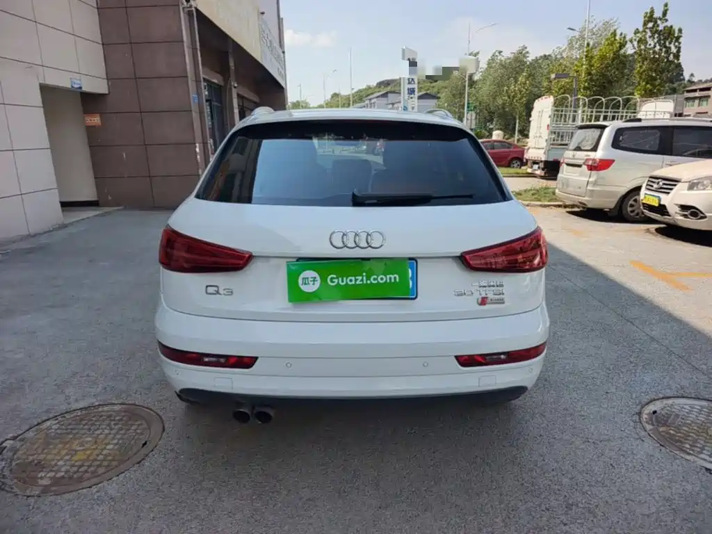 Фото 6 - Audi Q3
