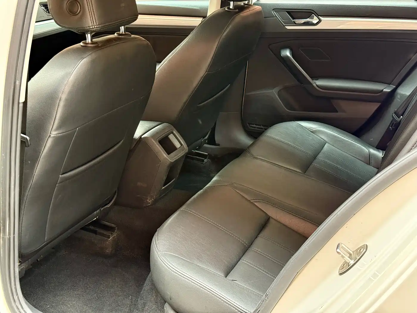 Volkswagen Lamando 2015 230TSI DSG Style фото 9
