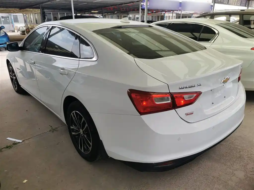 Chevrolet Malibu XL 2017 1.5T Auto Sport Edition фото 23